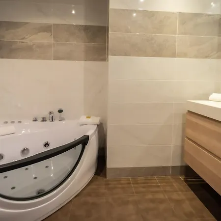 Palm 4* Ajaccio (Corsica)